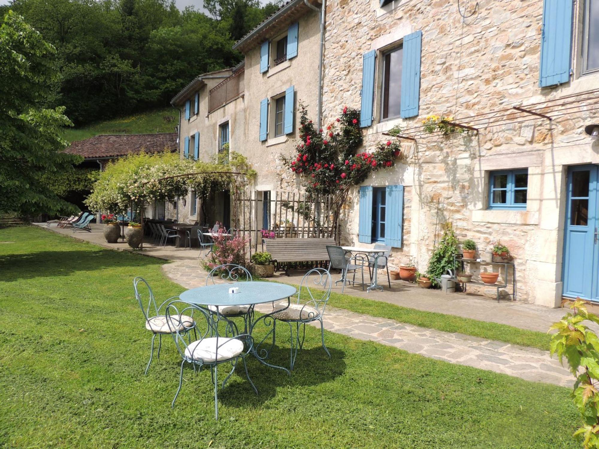 Nabat Le Haut, Chambre Et Table D'Hotes Courniou エクステリア 写真