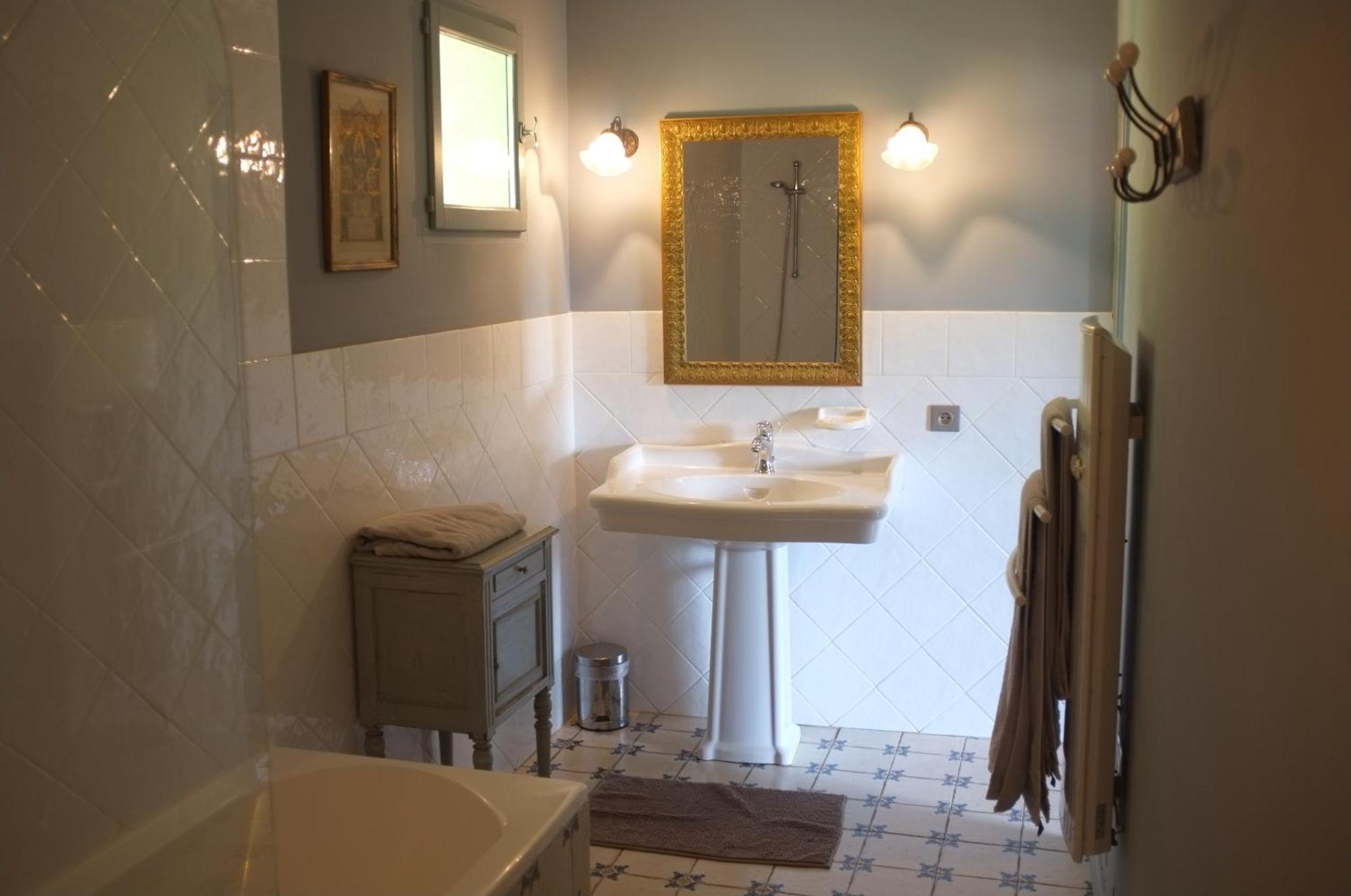 Nabat Le Haut, Chambre Et Table D'Hotes Courniou エクステリア 写真