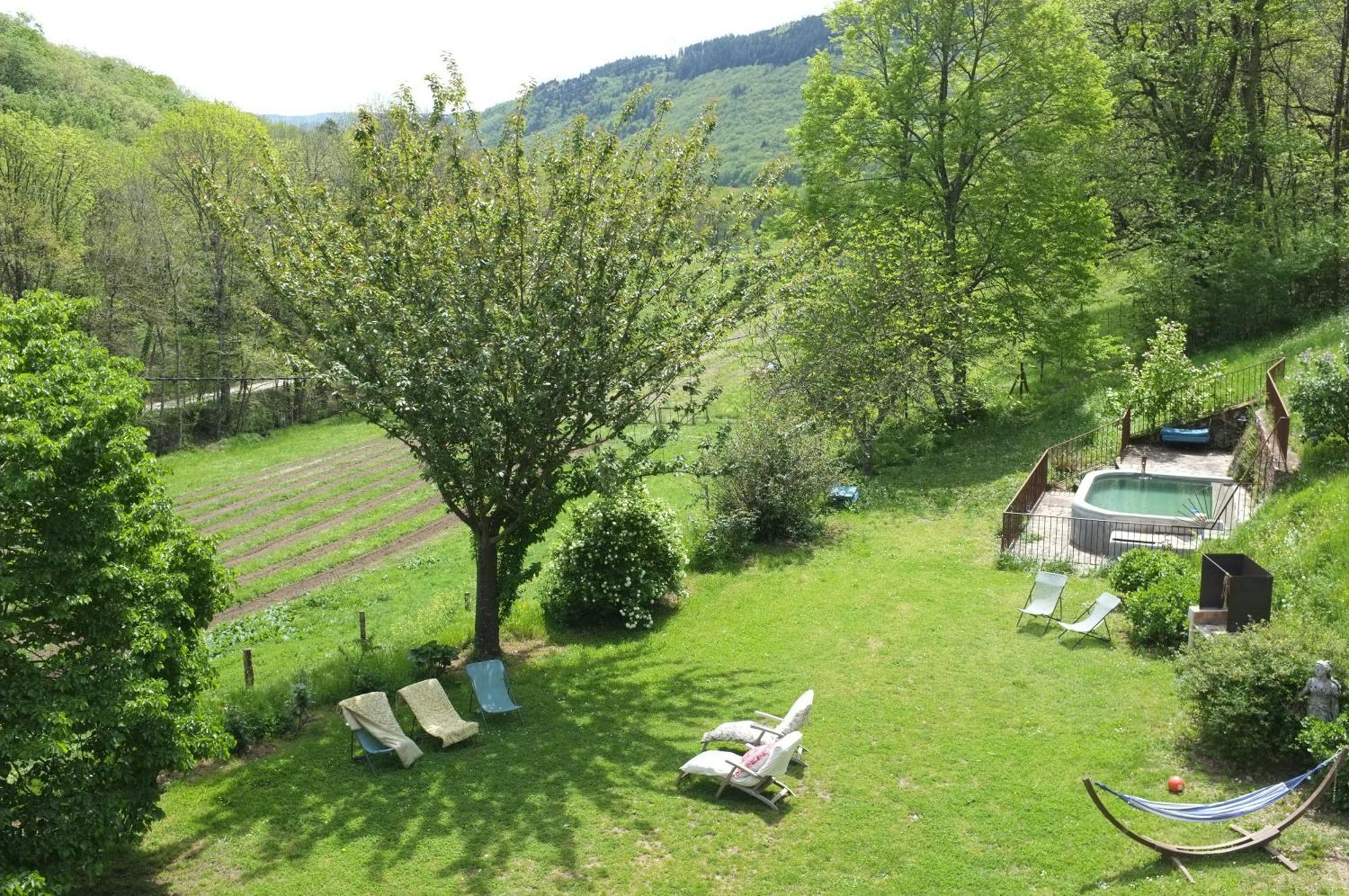 Nabat Le Haut, Chambre Et Table D'Hotes Courniou エクステリア 写真