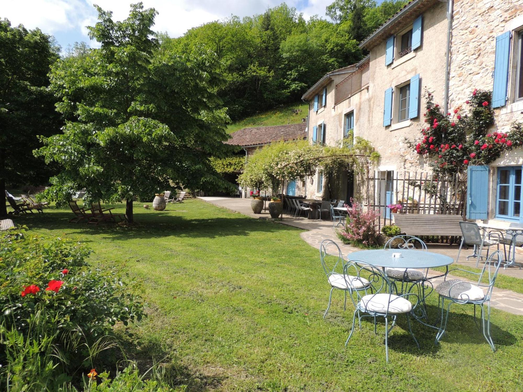 Nabat Le Haut, Chambre Et Table D'Hotes Courniou エクステリア 写真